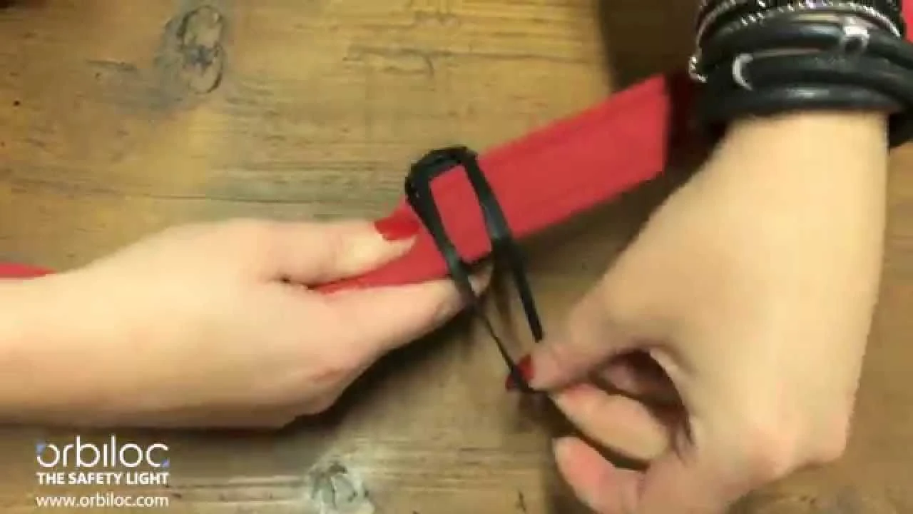 Orbiloc Safety Light Rubber Strap 6 Orbiloc Safety Light Rubber Strap – Bild 4